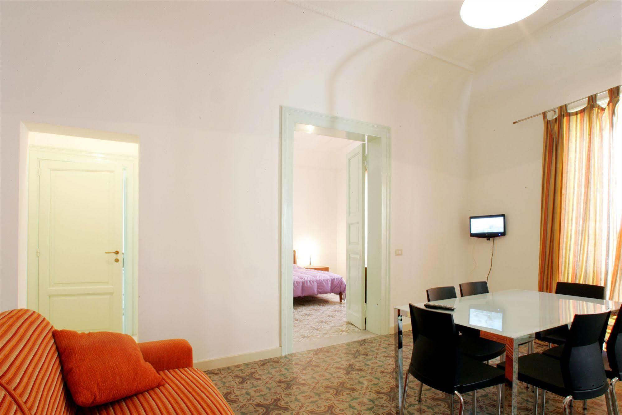 Mansarda Con Terrazzo Apartment Трапани Екстериор снимка